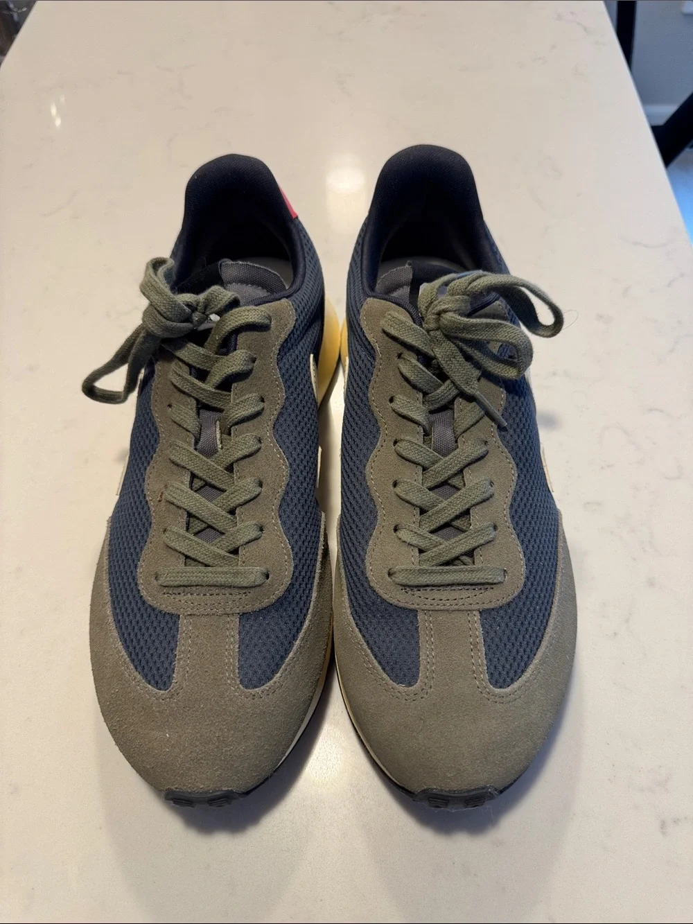 Veja Olive & Navy Retro Runner Sneakers with Cream V